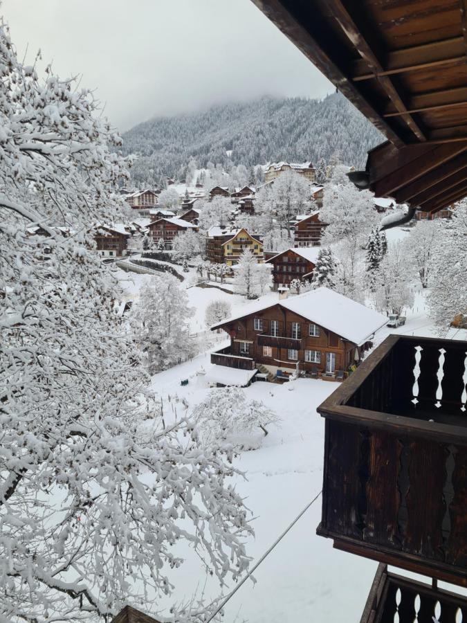 Appartement Traditional Chalet In Wengen - Top Floor Extérieur photo